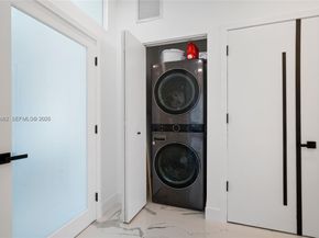 3029 NE 188th St 1021, Aventura FL 33180