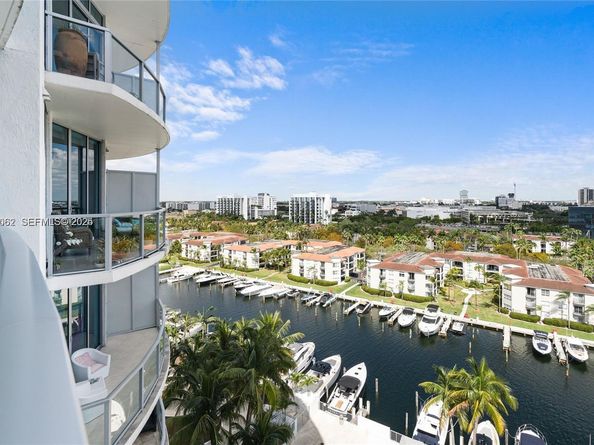 3029 NE 188th St 1021, Aventura FL 33180