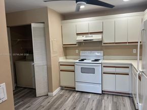 3655 NW 94th Ave 8H, Sunrise FL 33351