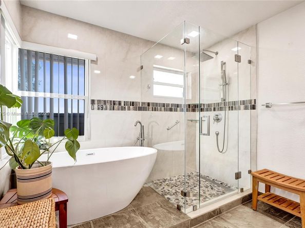 14833 SW 164th Ter, Miami FL 33187