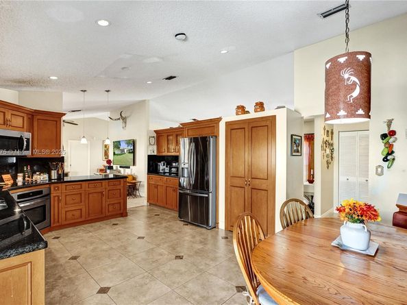 14833 SW 164th Ter, Miami FL 33187