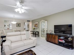 7300 Lake Cir Dr 303, Margate FL 33063