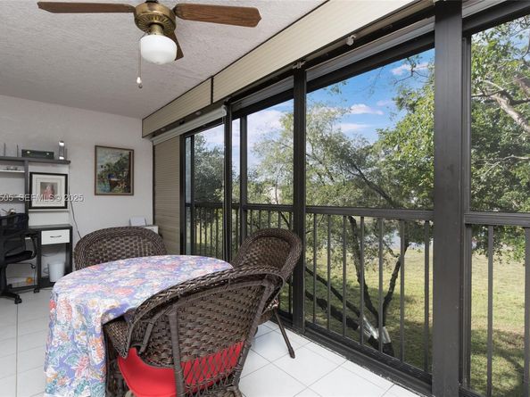 7300 Lake Cir Dr 303, Margate FL 33063