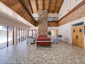 7300 Lake Cir Dr 303, Margate FL 33063