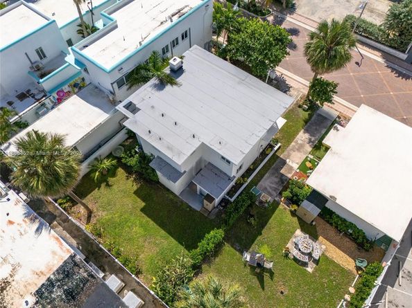 319 Nebraska St, Hollywood FL 33019