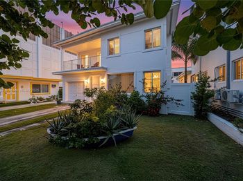 319 Nebraska St