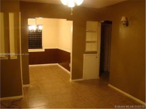 1043 NW 75th St, Miami FL 33150