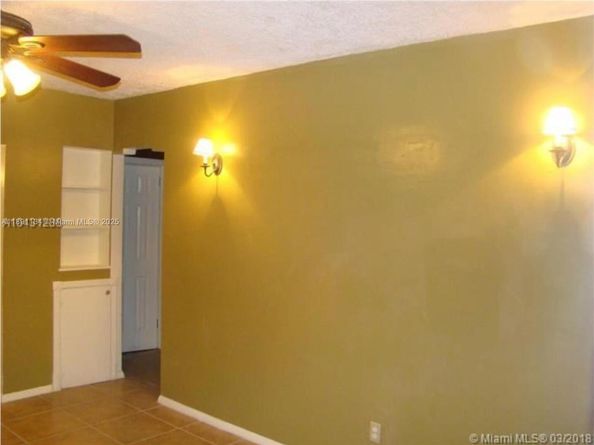 1043 NW 75th St, Miami FL 33150