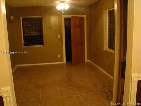 1043 NW 75th St, Miami FL 33150