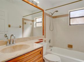 3846 Coral Tree Cir 3846, Coconut Creek FL 33073