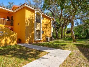 3846 Coral Tree Cir 3846, Coconut Creek FL 33073