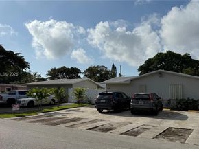 220 NW 12th St, Pompano Beach FL 33060