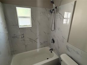 220 NW 12th St, Pompano Beach FL 33060