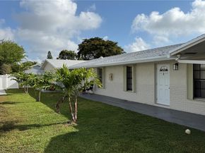 220 NW 12th St, Pompano Beach FL 33060