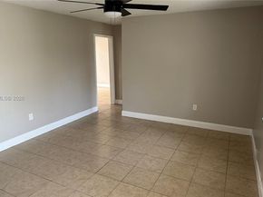 220 NW 12th St, Pompano Beach FL 33060