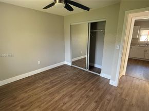 220 NW 12th St, Pompano Beach FL 33060