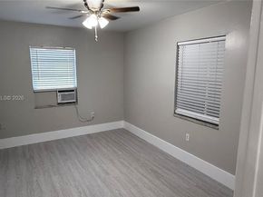 220 NW 12th St, Pompano Beach FL 33060