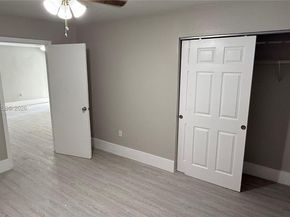 220 NW 12th St, Pompano Beach FL 33060