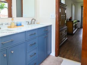 8631 NW 48th St, Lauderhill FL 33351