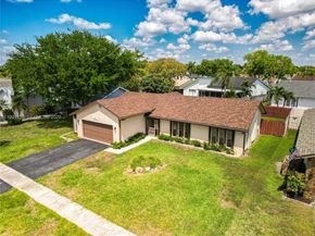 8631 NW 48th St, Lauderhill FL 33351