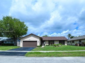 8631 NW 48th St, Lauderhill FL 33351