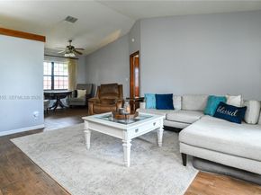 8631 NW 48th St, Lauderhill FL 33351