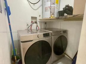 4518 NW 185th St, Miami Gardens FL 33055