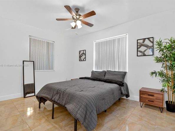 643 NE 130th St, North Miami FL 33161