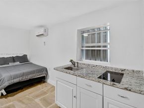 643 NE 130th St, North Miami FL 33161