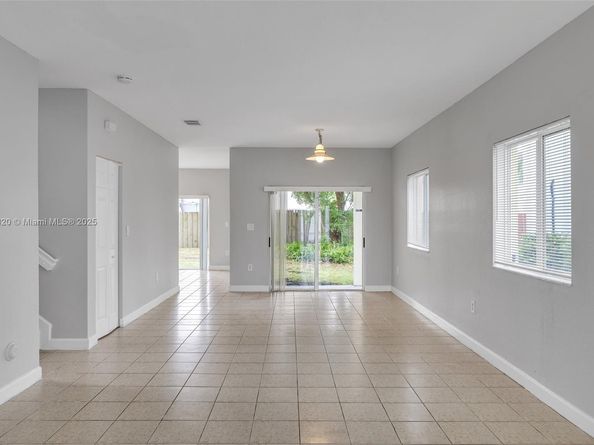 3156 NE 4th St, Homestead FL 33033