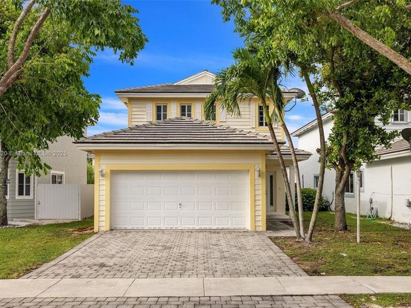 3156 NE 4th St, Homestead FL 33033