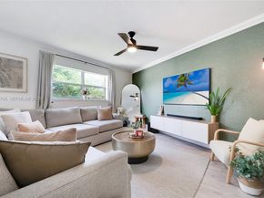 8650 SW 67th Ave 1042, Pinecrest FL 33156