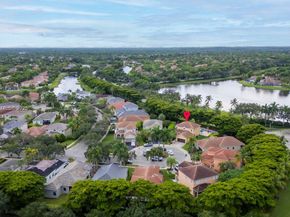 1012 Tupelo Way, Weston FL 33327