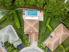 1012 Tupelo Way, Weston FL 33327