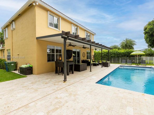 1012 Tupelo Way, Weston FL 33327