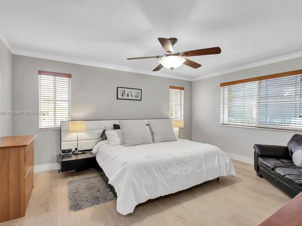 1012 Tupelo Way, Weston FL 33327