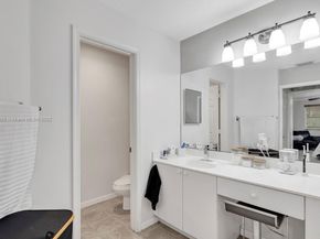 1012 Tupelo Way, Weston FL 33327