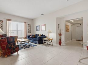 14033 N Cypress Cove Cir, Davie FL 33325