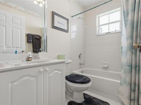 14033 N Cypress Cove Cir, Davie FL 33325