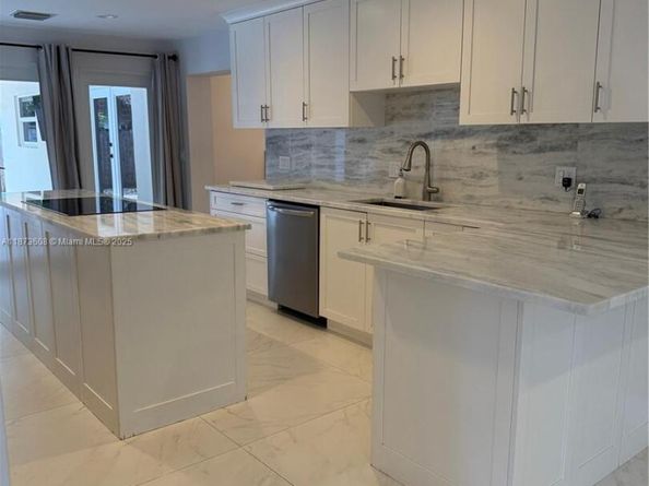 17071 SW 85th Ave, Palmetto Bay FL 33157