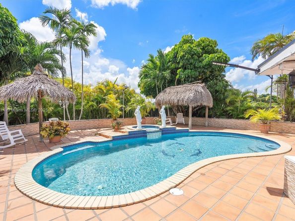 12121 SW 107th St, Miami FL 33186