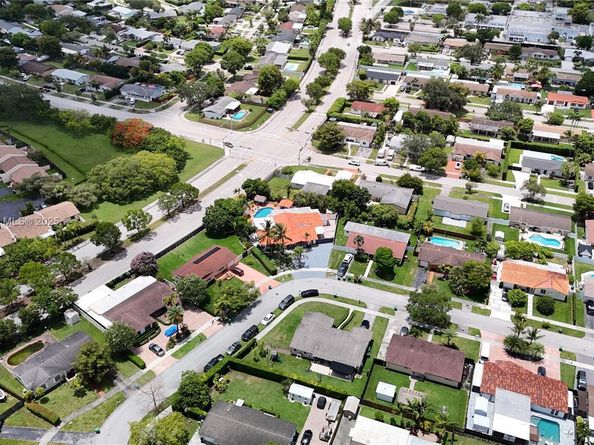 12121 SW 107th St, Miami FL 33186