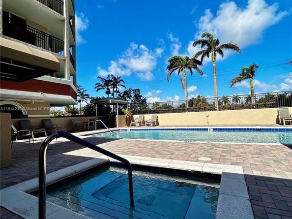 2001 N Ocean Blvd 701, Fort Lauderdale FL 33305