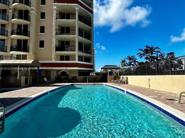 2001 N Ocean Blvd 701, Fort Lauderdale FL 33305