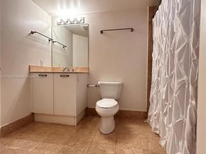 2001 N Ocean Blvd 701, Fort Lauderdale FL 33305