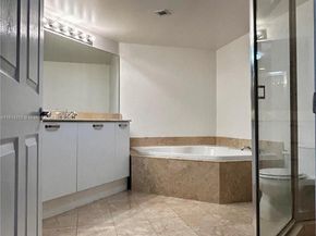 2001 N Ocean Blvd 701, Fort Lauderdale FL 33305