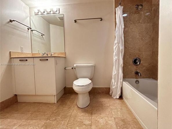 2001 N Ocean Blvd 701, Fort Lauderdale FL 33305