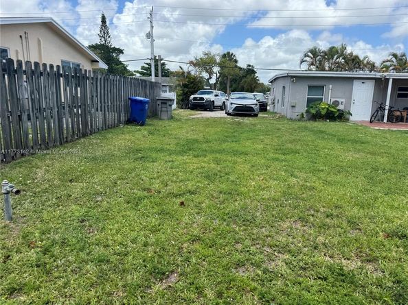2960 SW 17th St, Fort Lauderdale FL 33312