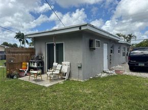 2960 SW 17th St, Fort Lauderdale FL 33312