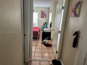 2960 SW 17th St, Fort Lauderdale FL 33312